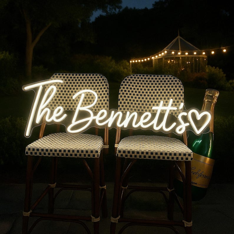 Custom Last Name Neon Sign, Wedding LED Light Sign, Family Name Neon Wall Decor, Custom Neon Sign for Reception, Home or Event Display
